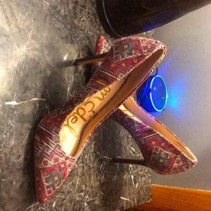Sam Edelman Hazel pointy toe, multicolored 3.5 in heel.